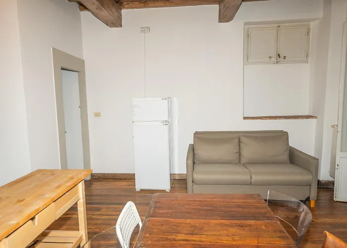 Cozy & Quiet 2br Outside Ztl & 10min From Center フィレンツェ