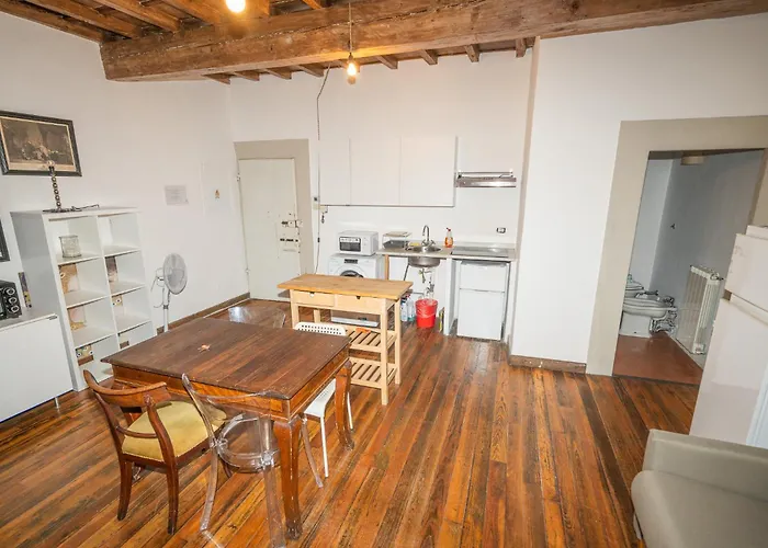 Cozy & Quiet 2br Outside Ztl & 10min From Center
