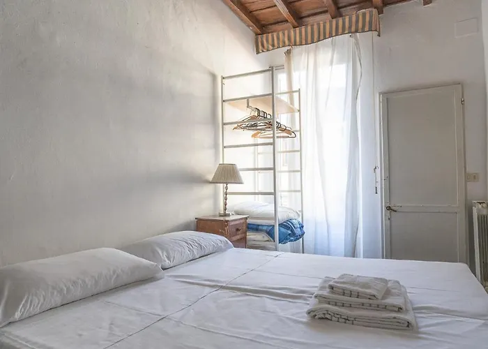 アパート Cozy & Quiet 2br Outside Ztl & 10min From Center フィレンツェ