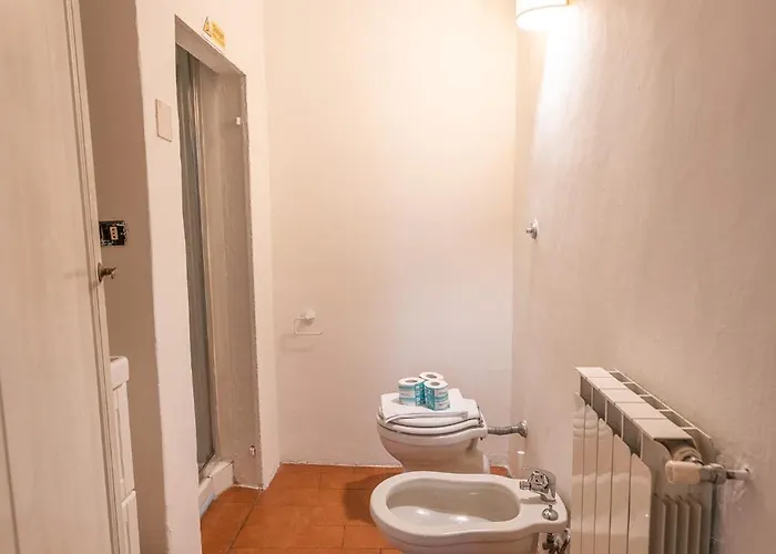 Cozy & Quiet 2br Outside Ztl & 10min From Center フィレンツェ